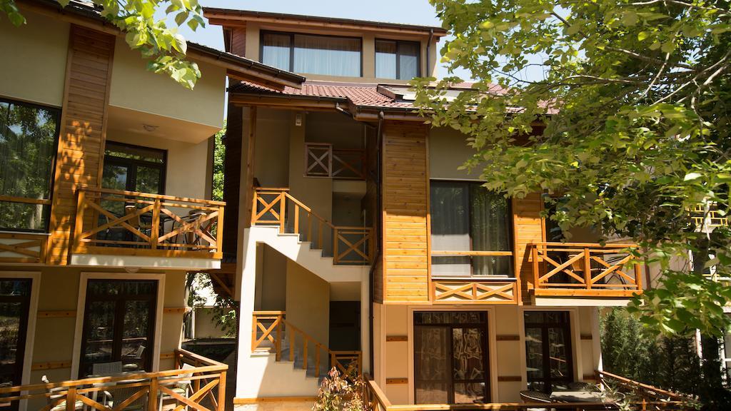 Holiday Village 로제넷츠 외부 사진