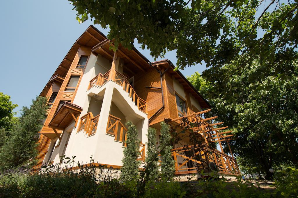 Holiday Village 로제넷츠 외부 사진